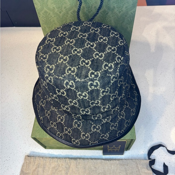 GUCCI GG BUCKET HAT UNISEX - Picture 5 of 13